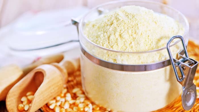  Can I use cornmeal instead of cornflour?