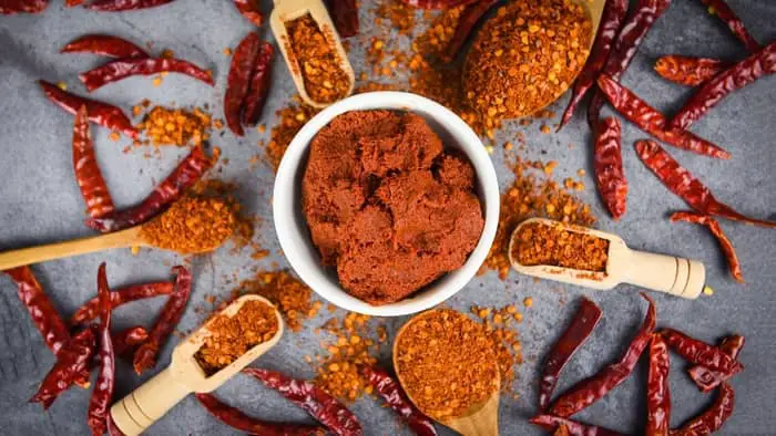  cayenne vs red pepper flakes