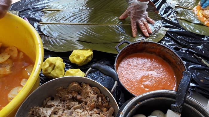  how to make tamale sauce