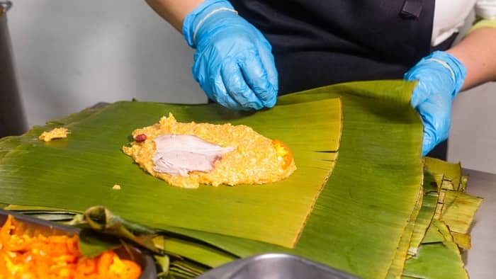  how to spread masa for tamales using tortilla press