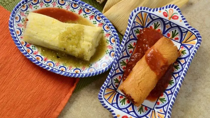  what sauce goes on top of tamales